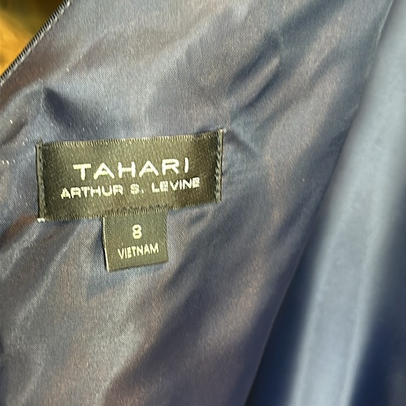 🆕NWOT Tahari Fit & Flare High Low Floral Tea Length Floral Dress, 8 - Picture 6 of 14